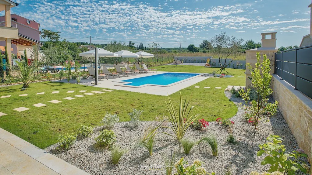 Photo of Outdoor in Labinci