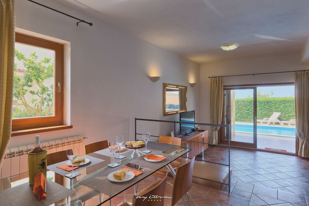 Photo of Livingroom in Zbandaj