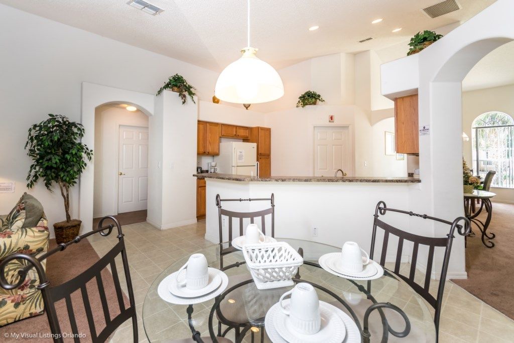 Photo of Livingroom in Orange Tree