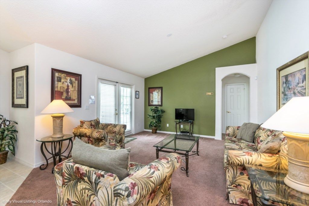Photo of Livingroom in Orange Tree