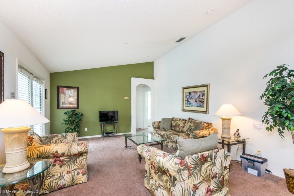 Photo of Livingroom in Orange Tree