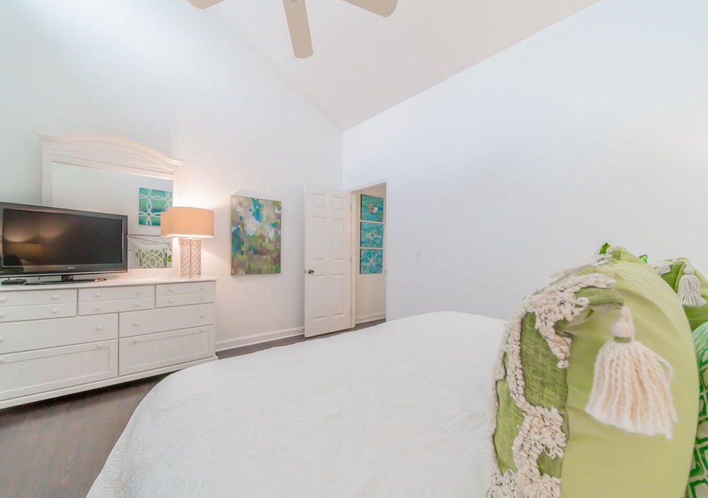 Photo of Bedroom in Seacrest