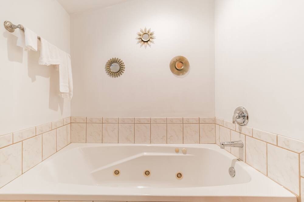 Photo of Bathroom in Fishers Hill