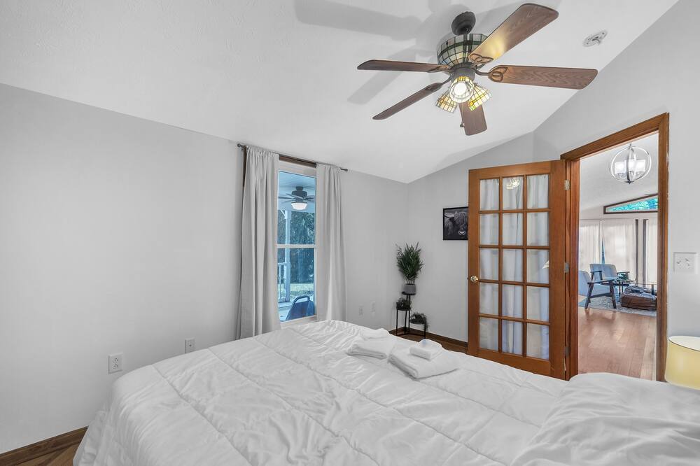 Photo of Bedroom in Fishers Hill