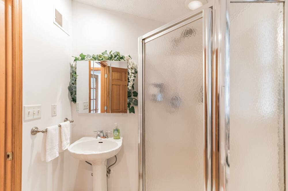 Photo of Bathroom in Fishers Hill