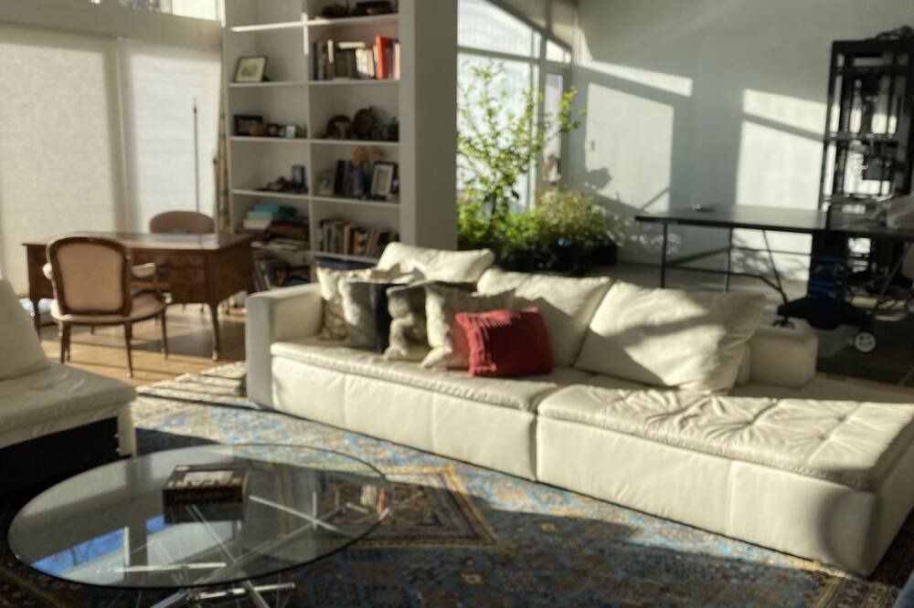 Photo of Livingroom in Bedford