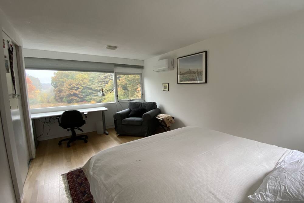 Photo of Bedroom in Bedford