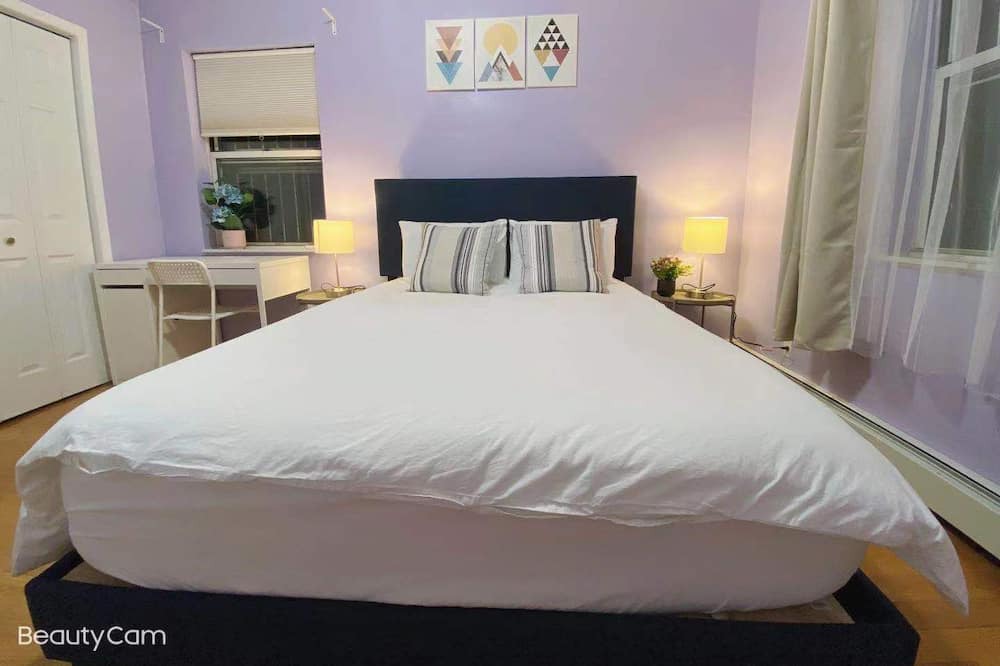 Photo of Bedroom in East Flushing