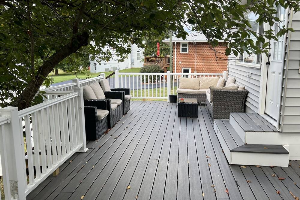 Photo of Patio Balcony in Lorton