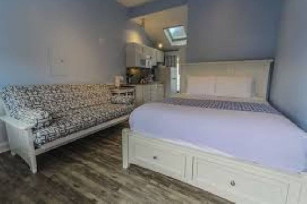 Photo of Bedroom in West Harwich