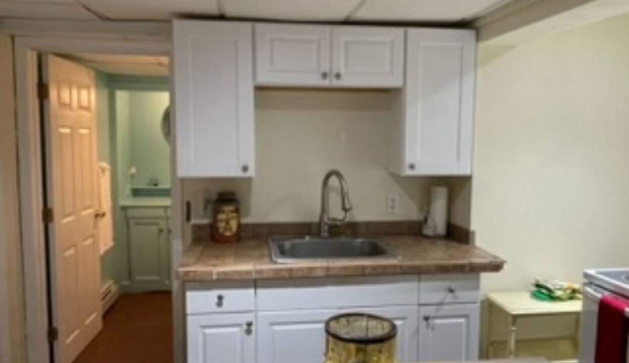 Photo of Kitchen in Prides Crossing