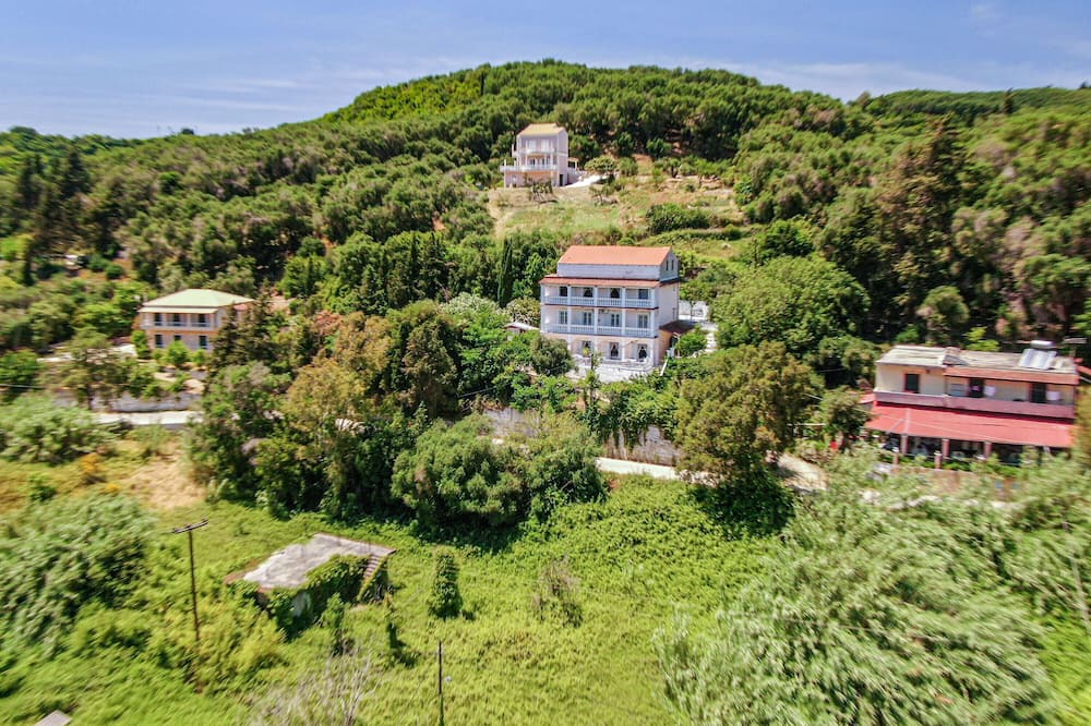 Photo of Outdoor in Gardenos