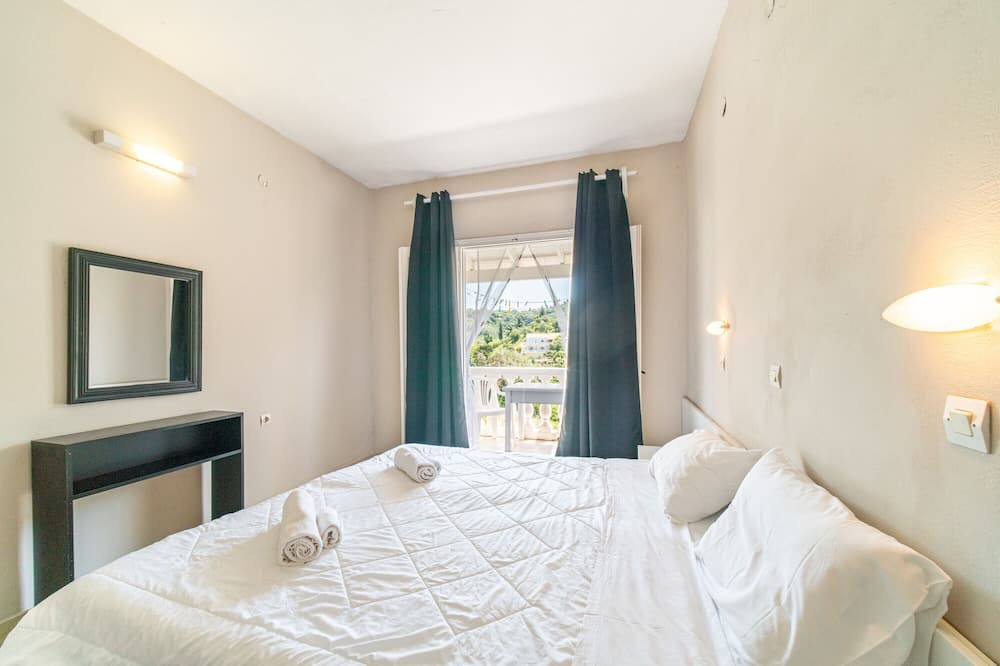 Photo of Bedroom in Gardenos