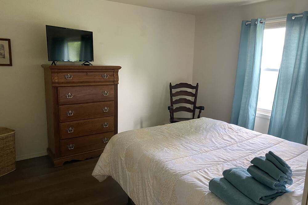 Photo of Bedroom in Cooperstown