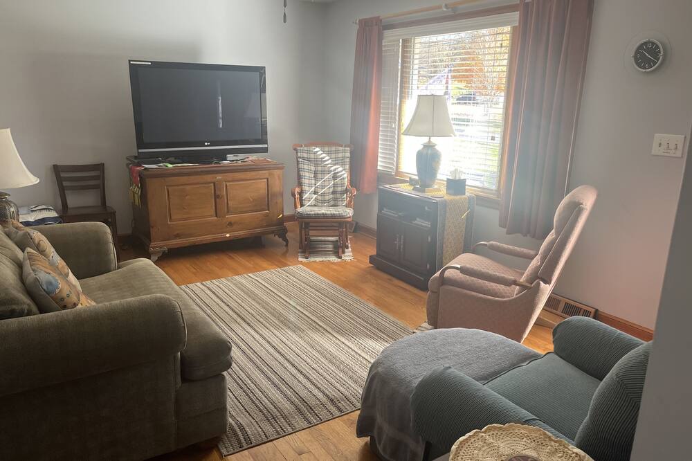 Photo of Bedroom in Daleville