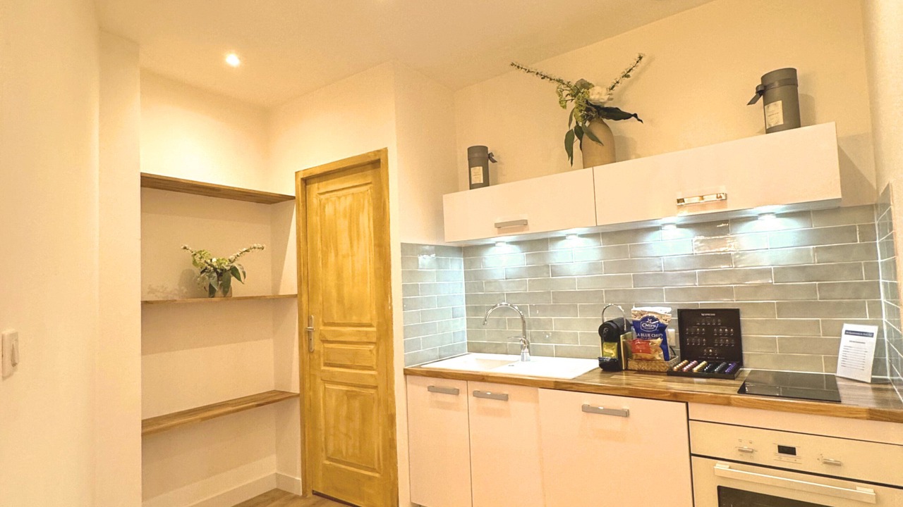 Photo of Kitchen in Opera