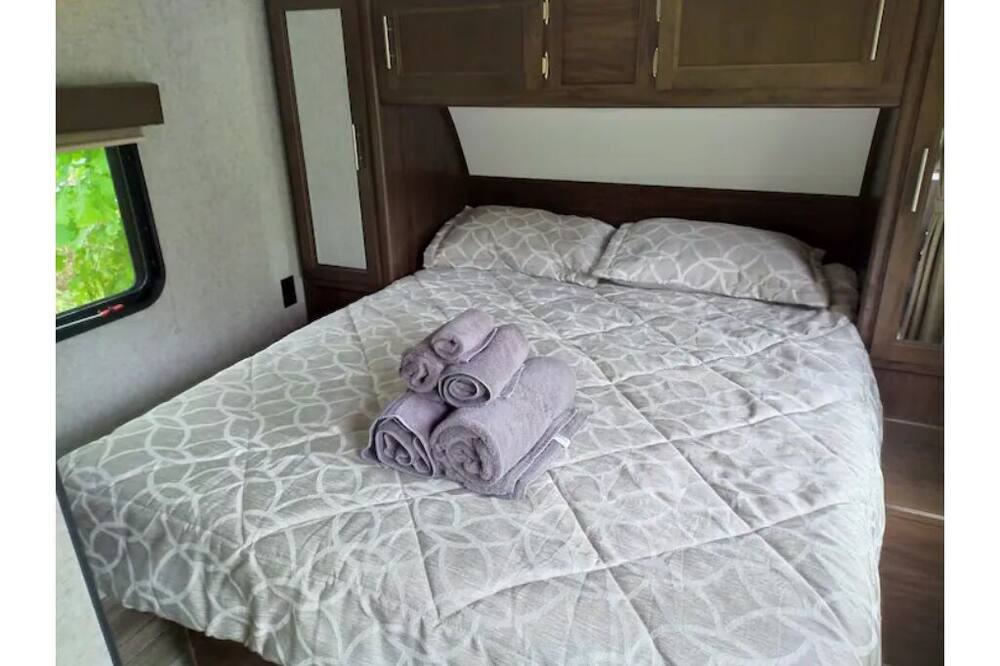 Photo of Bedroom in Peaks