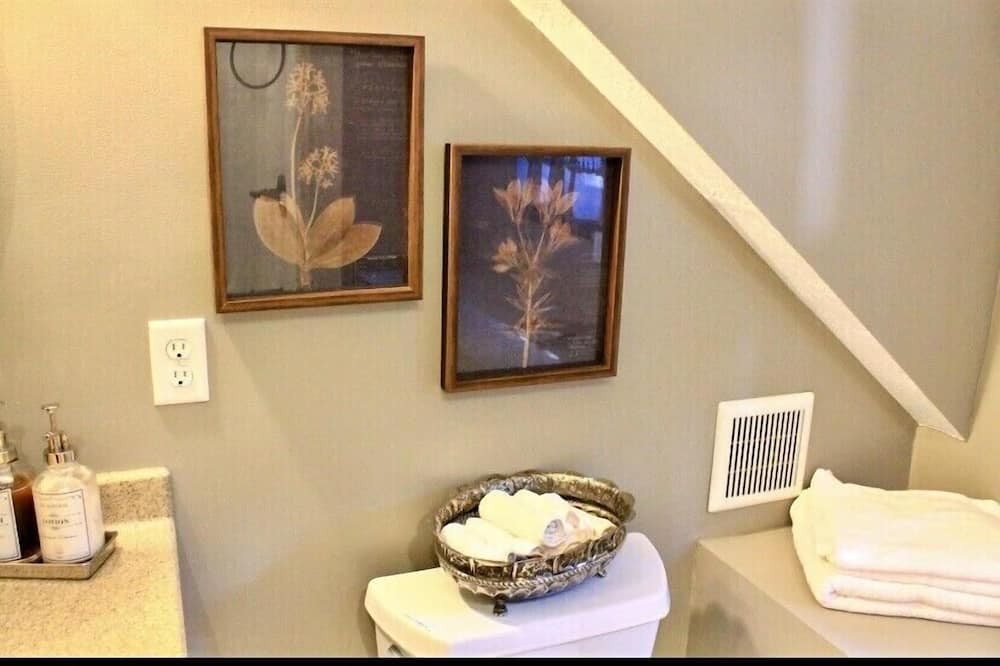 Photo of Bedroom in Pendleton