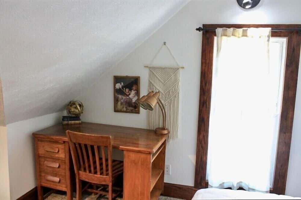 Photo of Bedroom in Pendleton