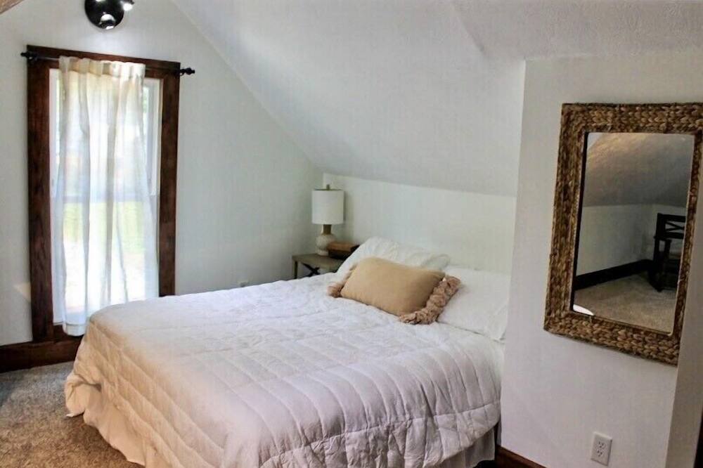 Photo of Bedroom in Pendleton