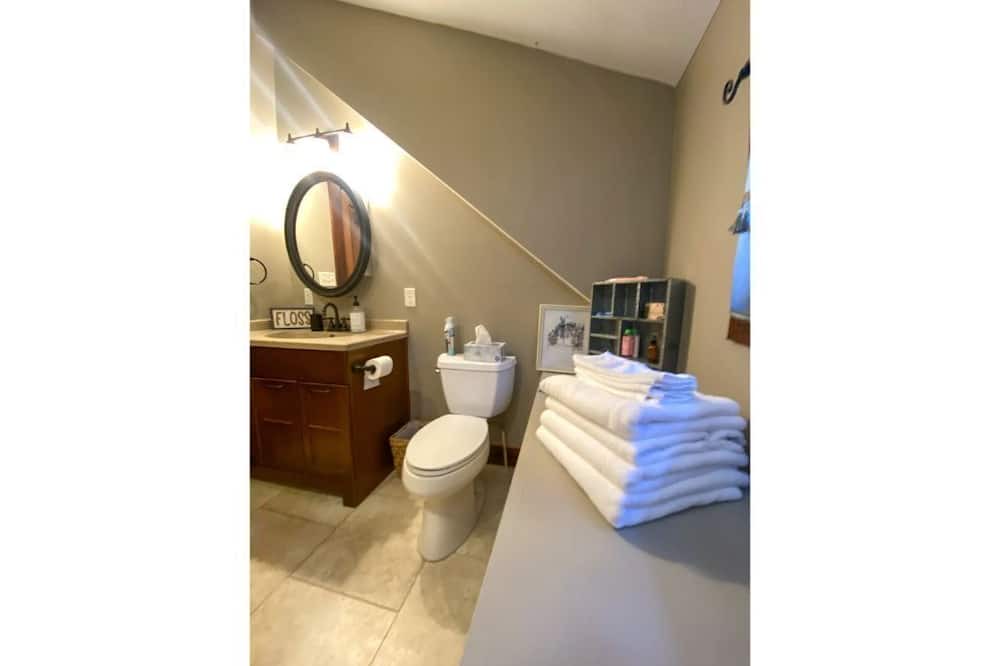 Photo of Bathroom in Pendleton