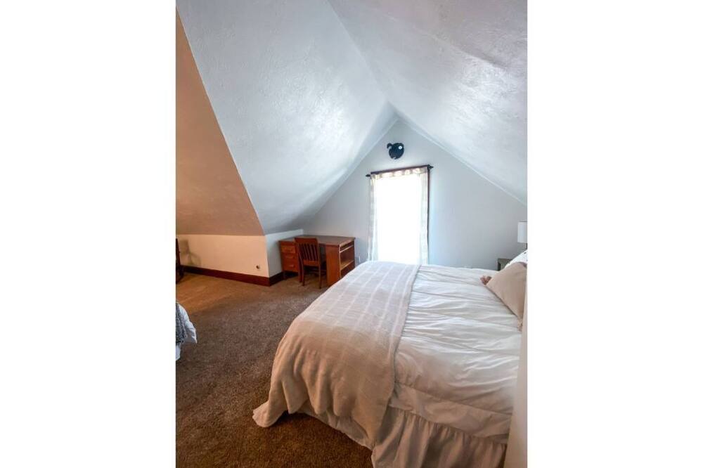Photo of Bedroom in Pendleton