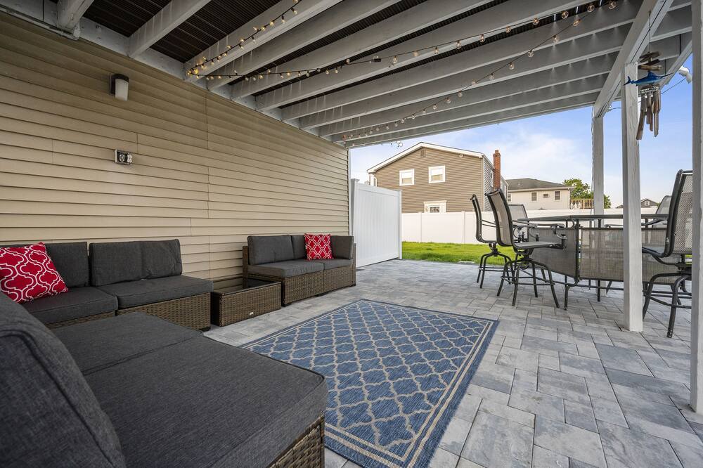 Photo of Patio Balcony in Long Island