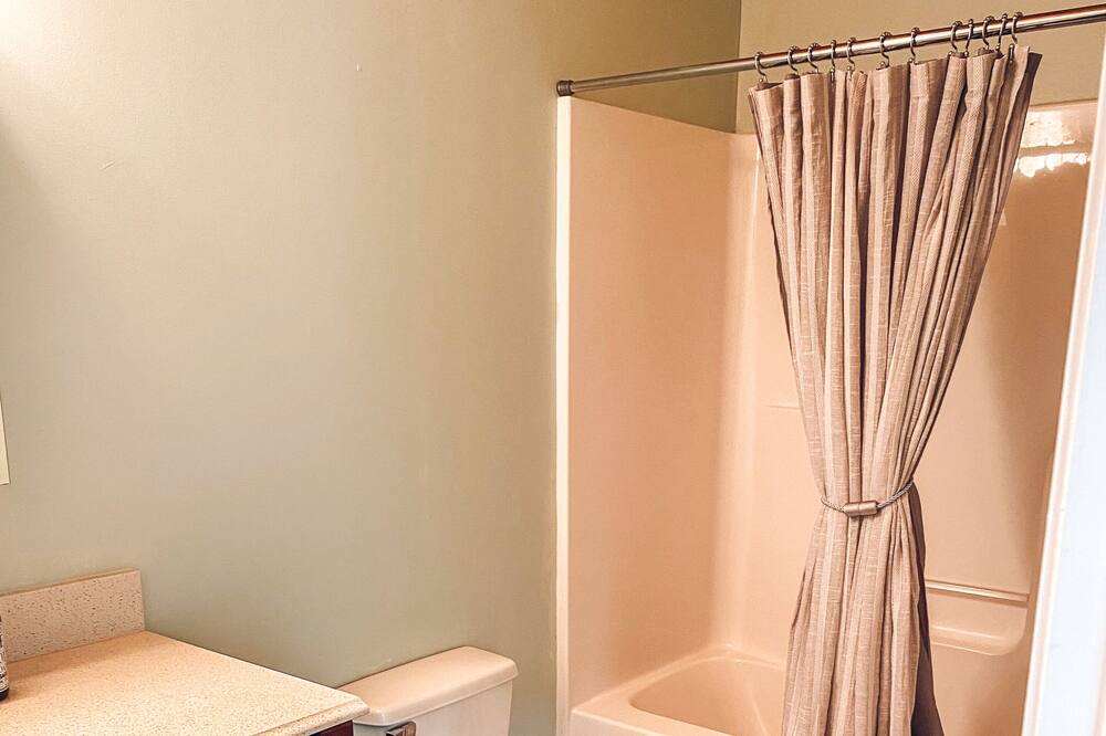 Photo of Bathroom in Falls of Rough