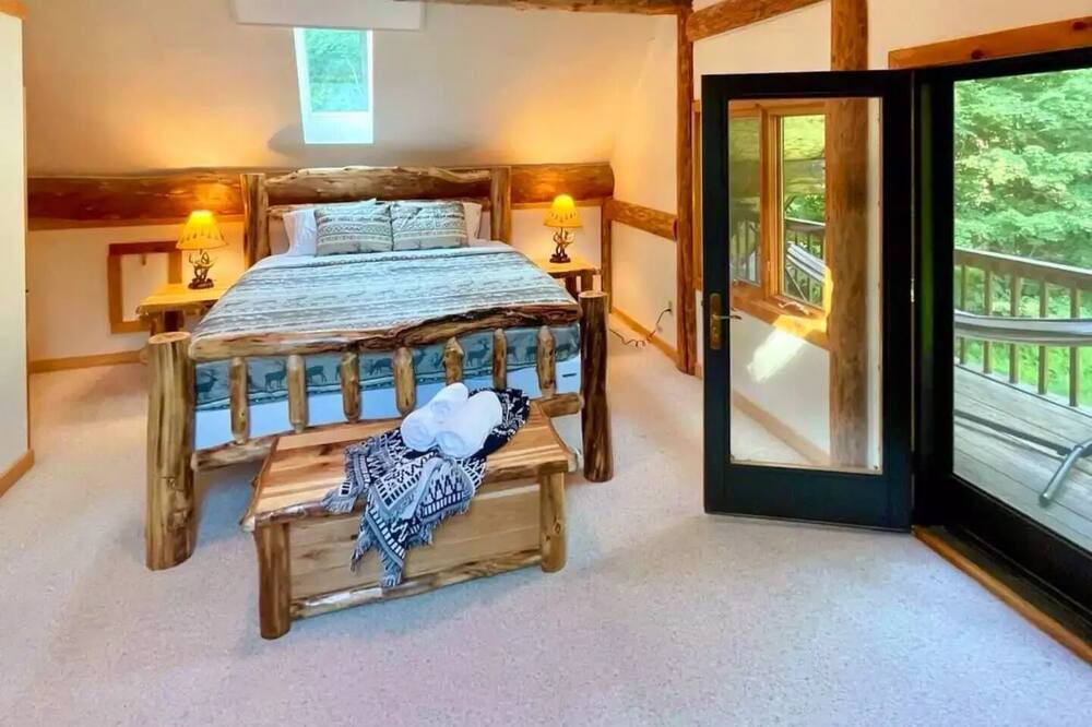 Photo of Bedroom in Scott