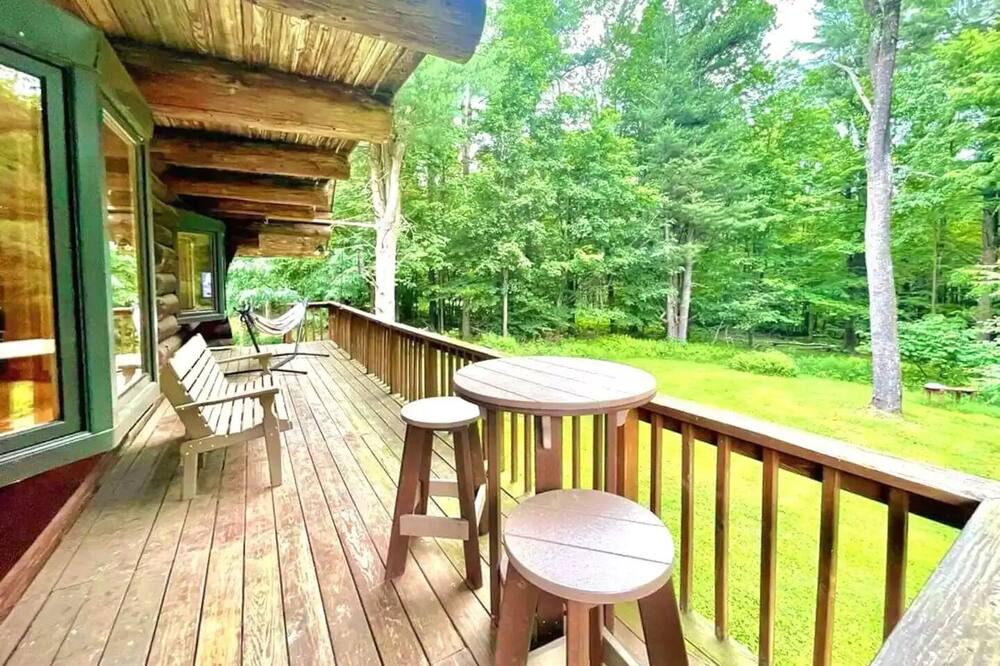 Photo of Patio Balcony in Scott