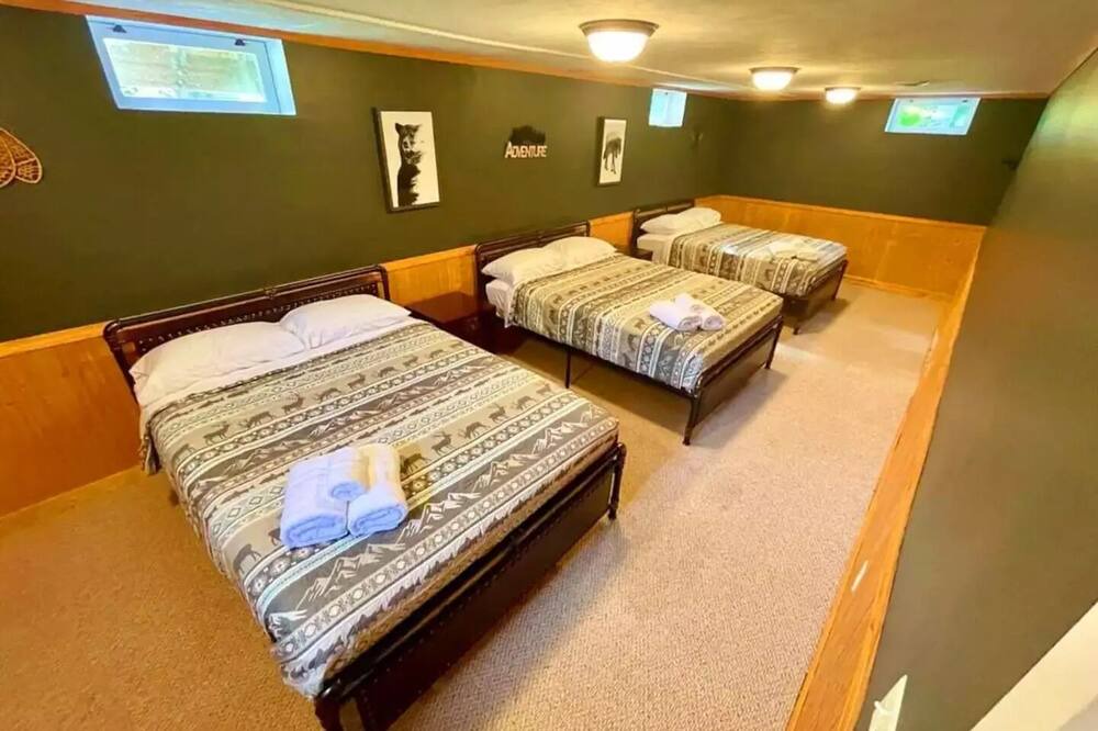 Photo of Bedroom in Scott