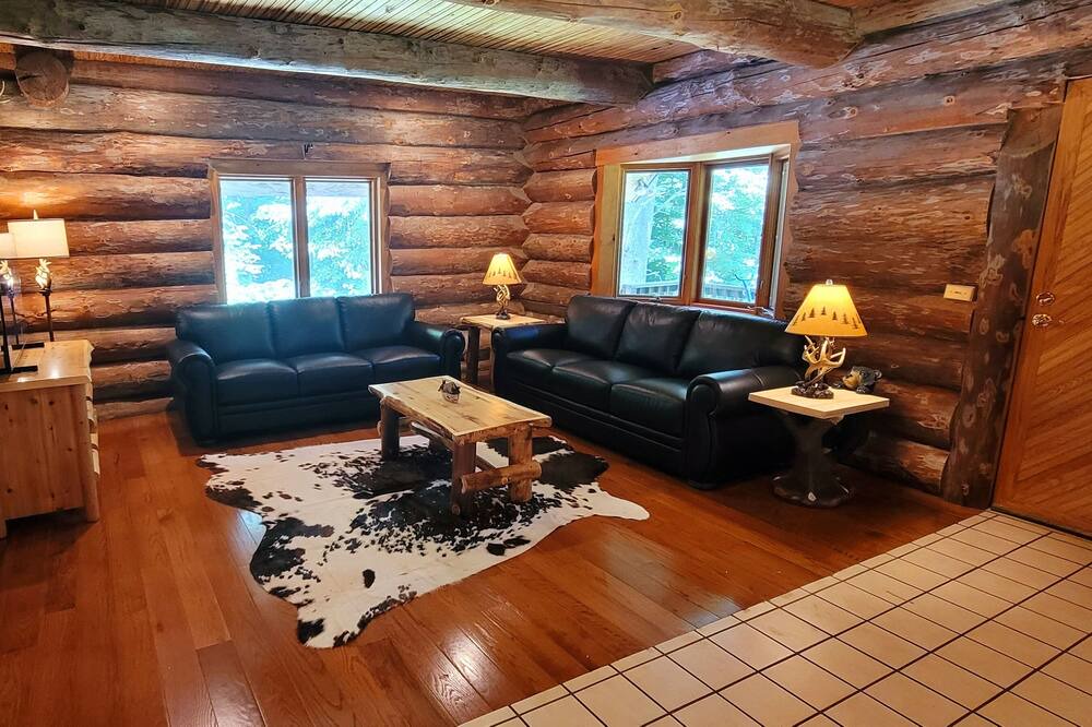 Photo of Livingroom in Scott