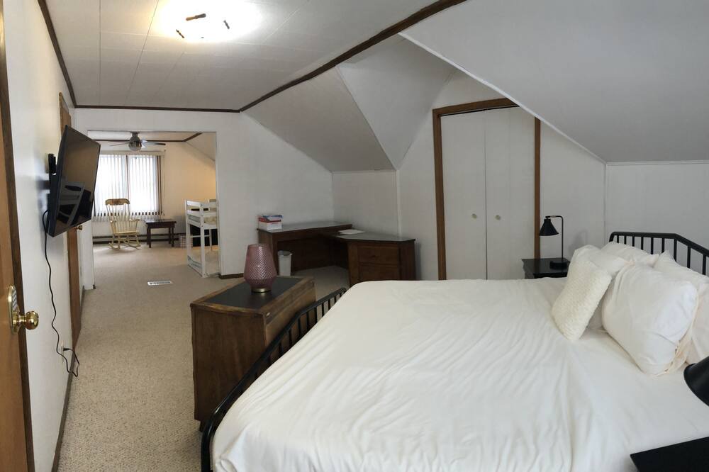 Photo of Bedroom in Binghamton