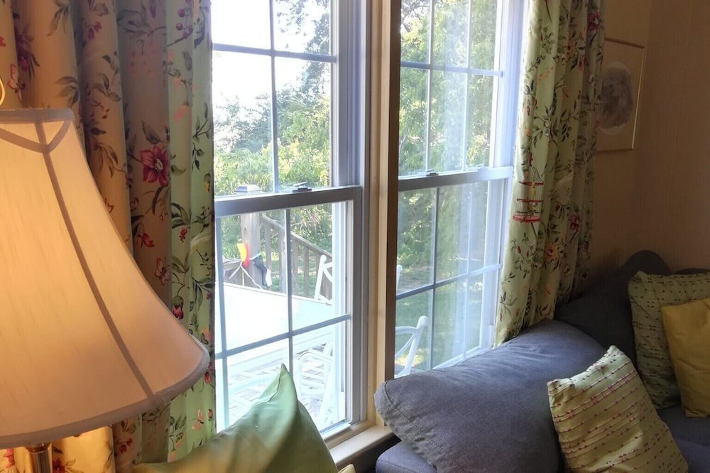 Photo of Livingroom in Quinby