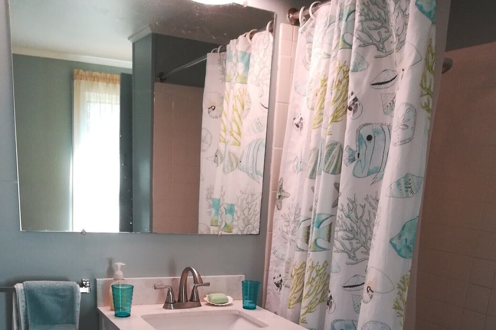 Photo of Bathroom in Quinby