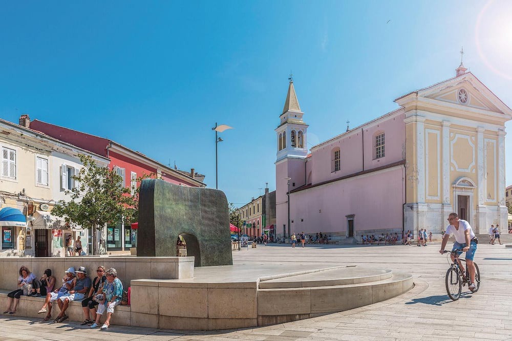 Photo of Outdoor in Spadici
