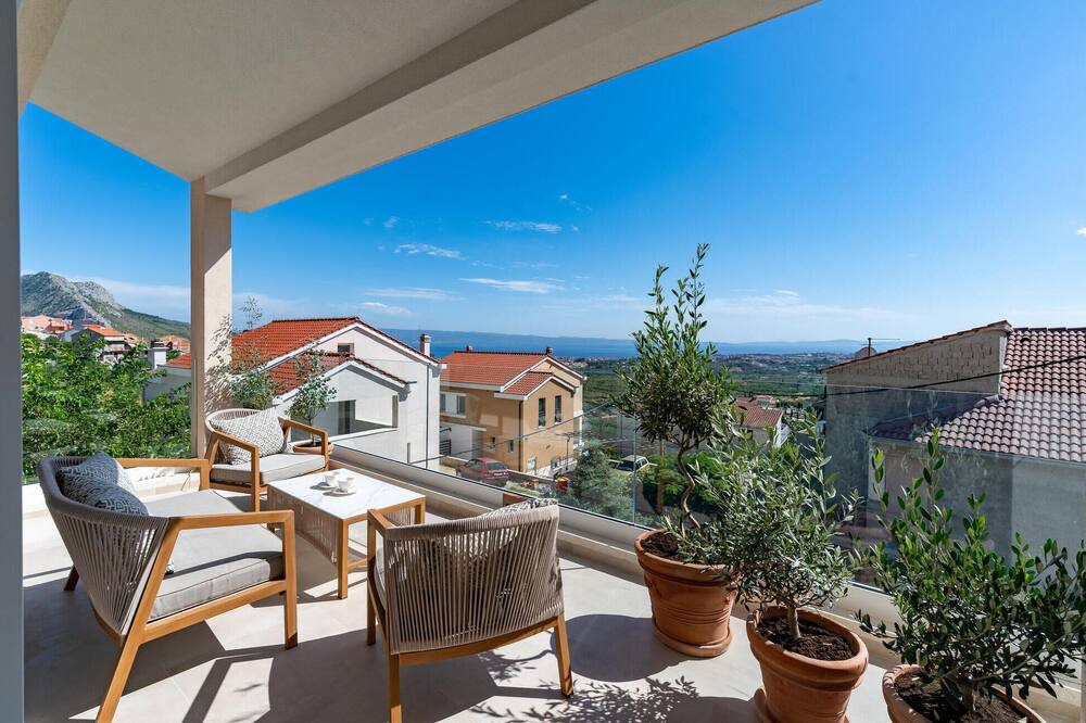 Photo of Outdoor in Mravince