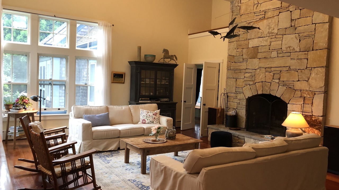 Photo of Livingroom in Dennis