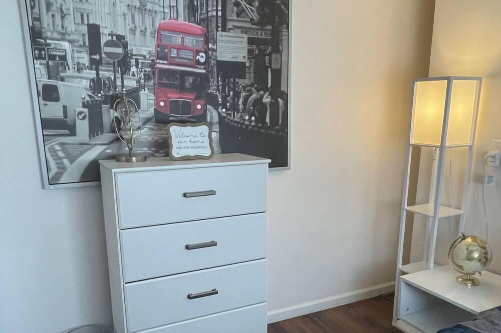Photo of Bedroom in Hicksville