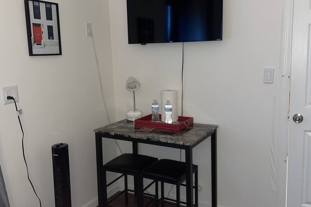 Photo of Bedroom in Hicksville