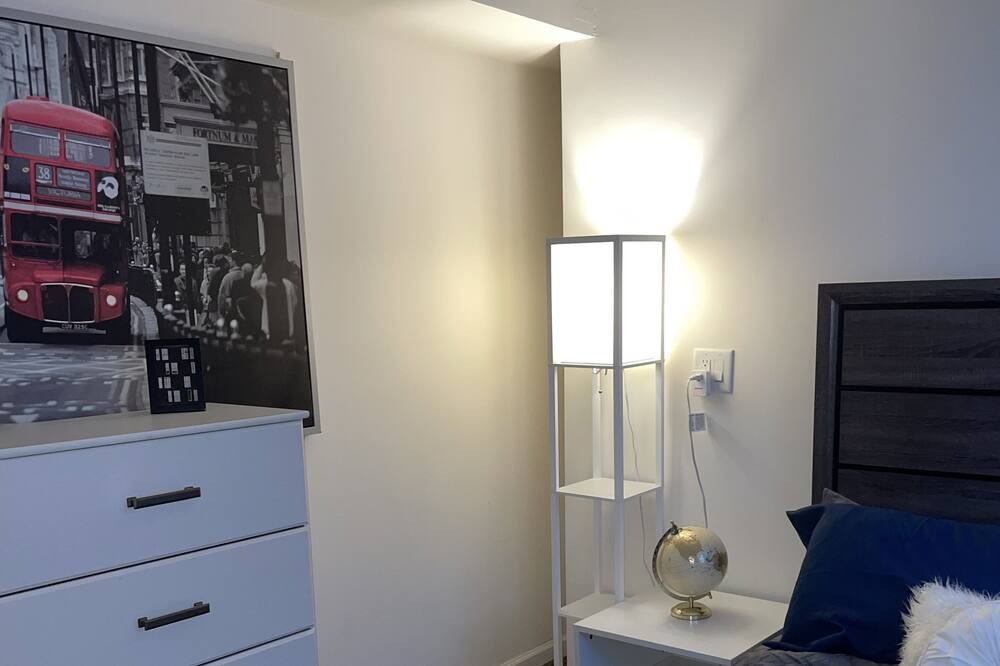 Photo of Bedroom in Hicksville