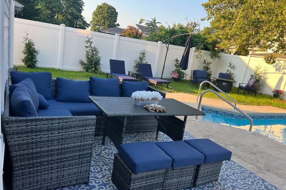Photo of Outdoor in Hicksville