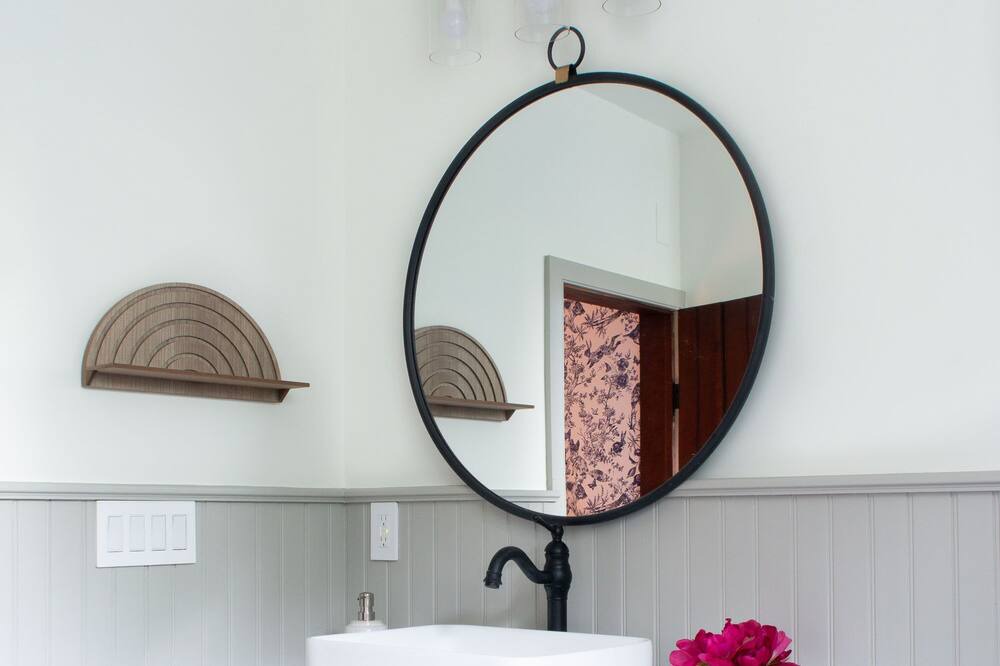 Photo of Bathroom in Saugerties