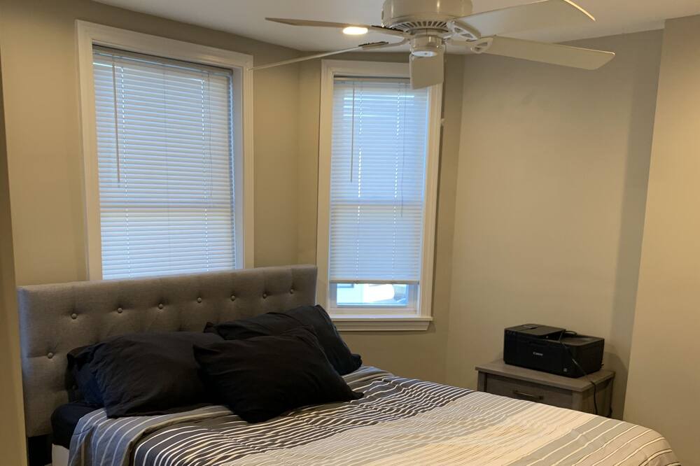 Photo of Bedroom in Jeffries Point