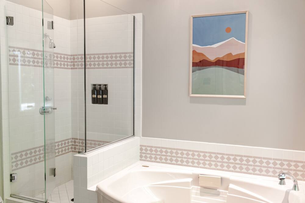 Photo of Bathroom in Nellysford