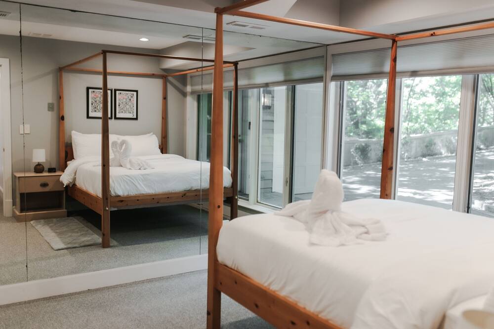 Photo of Bedroom in Nellysford
