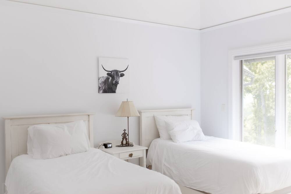 Photo of Bedroom in Nellysford