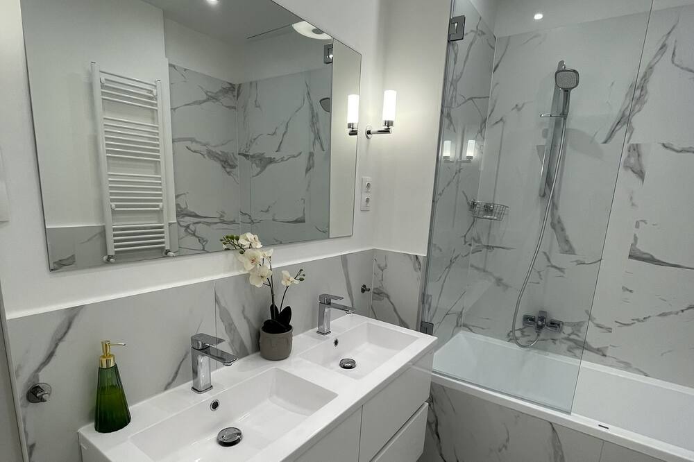 Photo of Bathroom in Budavar