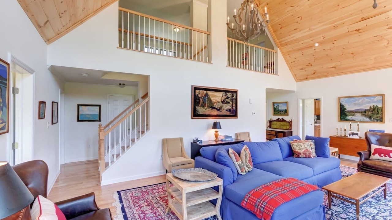 Photo of Livingroom in Bovina Center