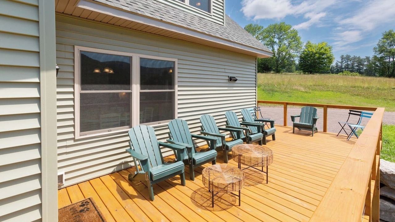 Photo of Patio Balcony in Bovina Center